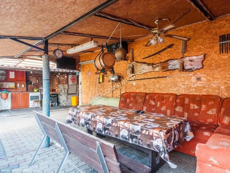 Pokoje Goscinne Surfinia Gdansk Bagian luar foto
